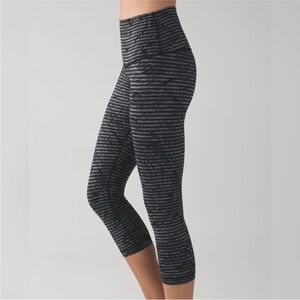 🆕 Lululemon Adjustable Rise | Tight Fit Wunder Under Crop II *Roll Down Legging